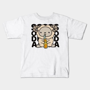 Kawaii Sheep Loves Soda - Black Kids T-Shirt